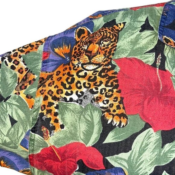 Caribou Womens Camp Shirt Green Size Medium Vintage Floral Leopard Print Button - Picture 8 of 12